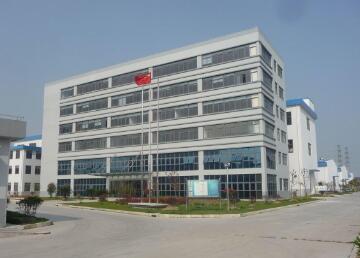 深圳龍華廠房中央空調(diào)、排煙改造工程